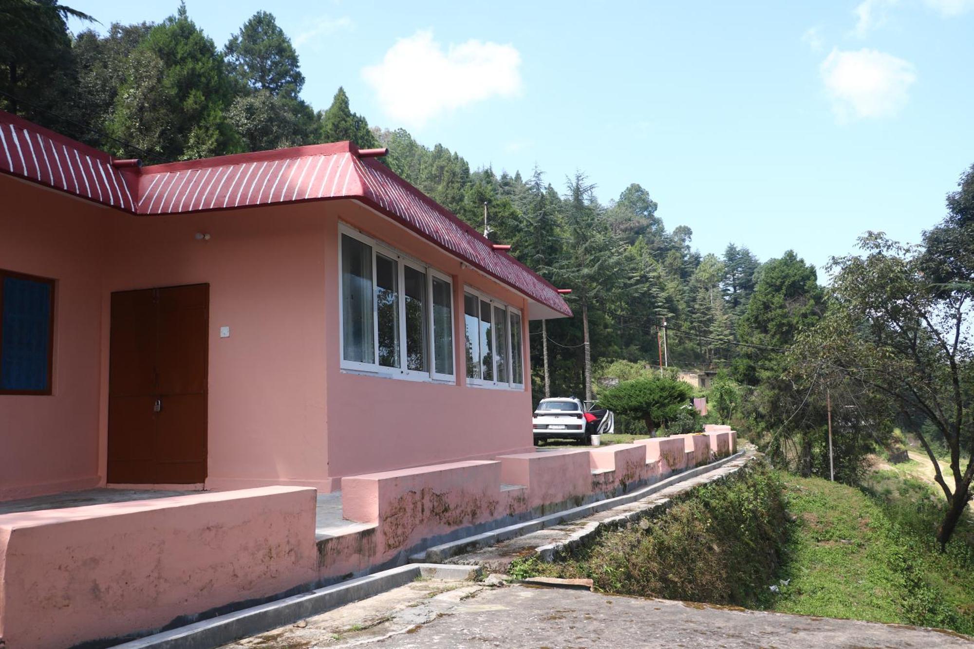 The Deodar Inn Pauri ภายนอก รูปภาพ