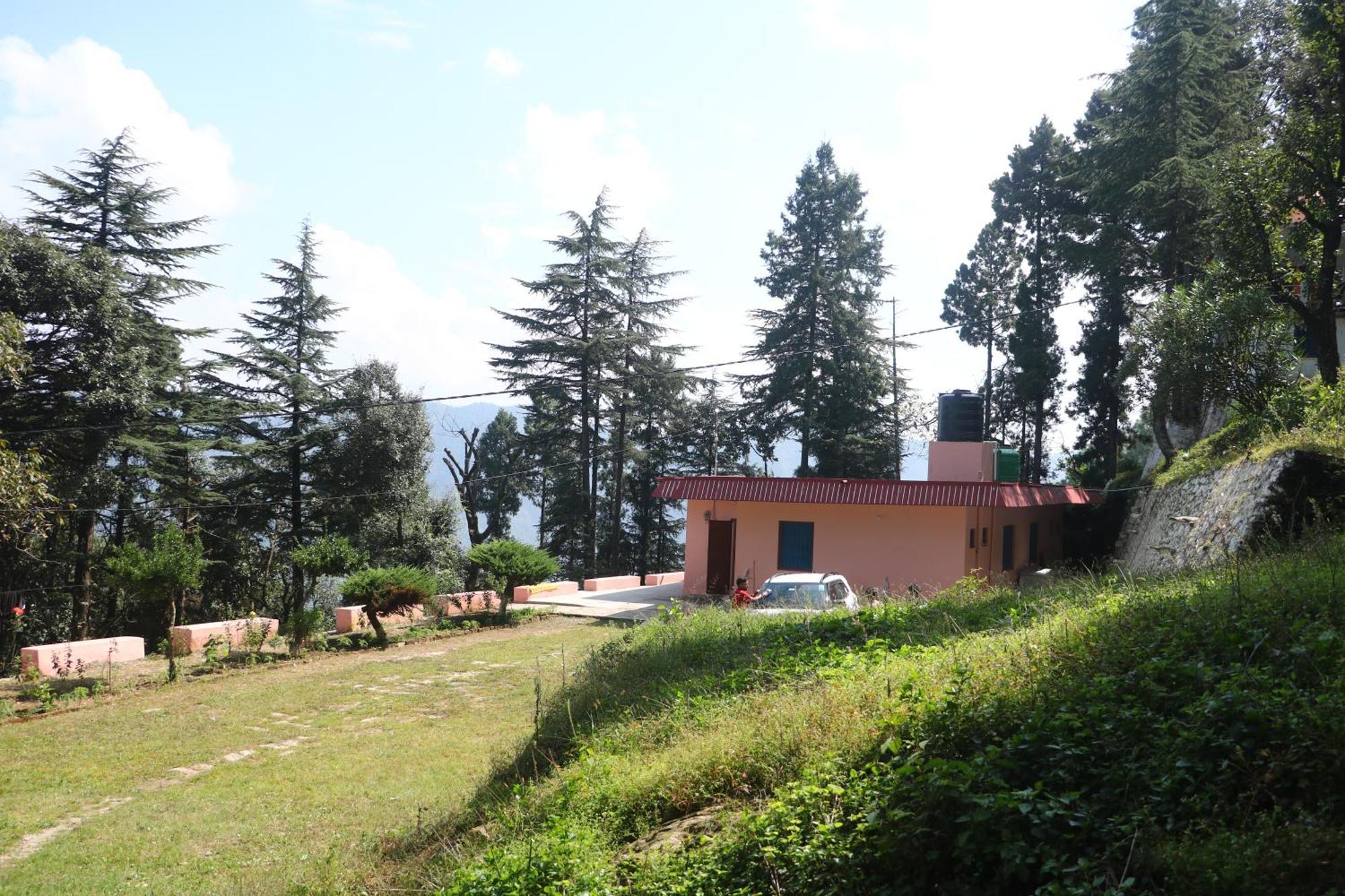 The Deodar Inn Pauri ภายนอก รูปภาพ